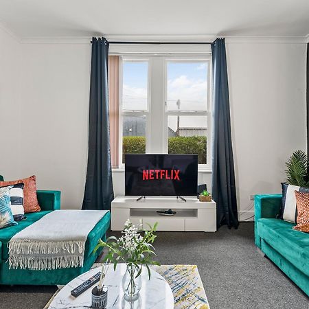 20 Percent Off! Stylish Sheffield Abode Sleeps 12 Διαμέρισμα Εξωτερικό φωτογραφία