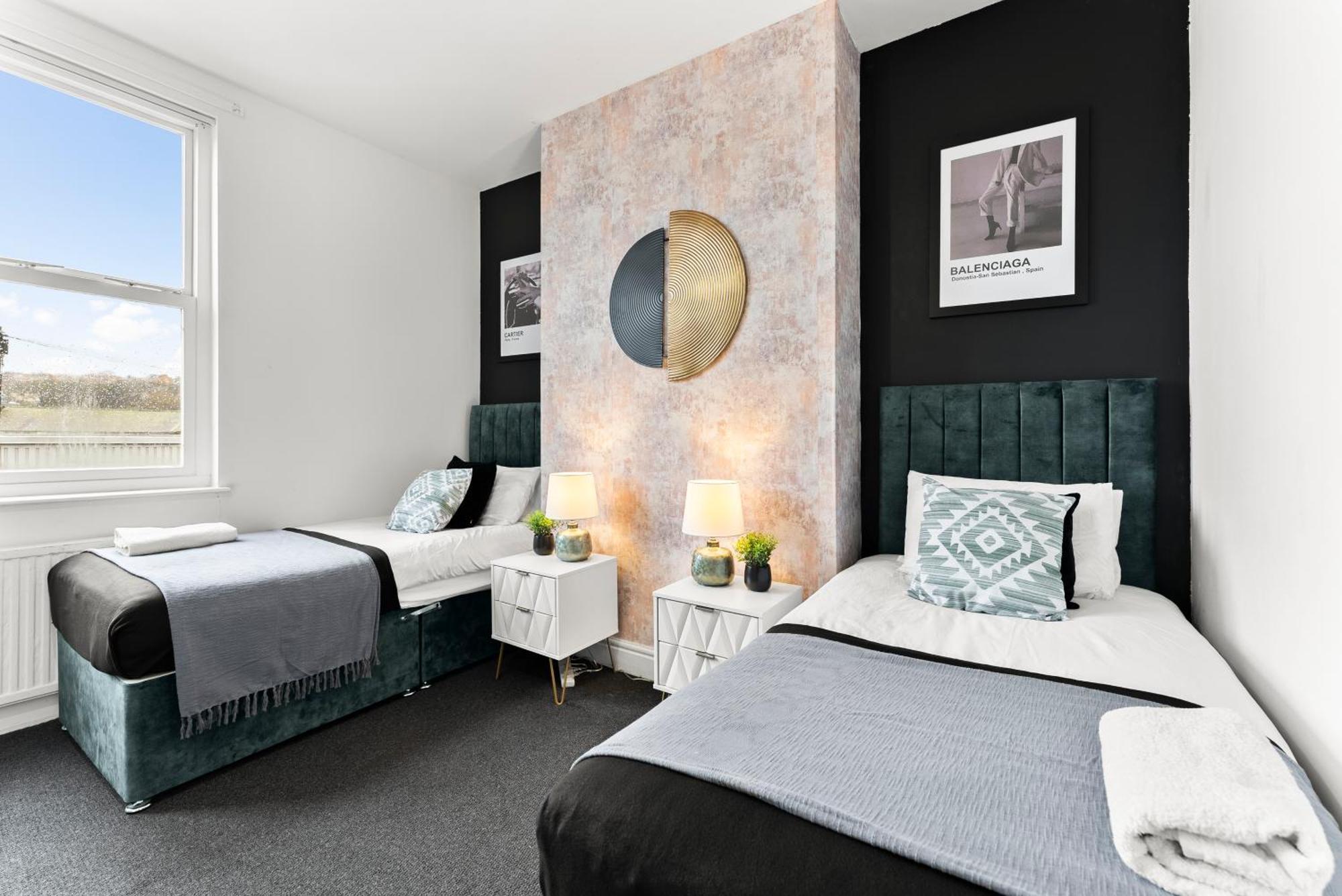 20 Percent Off! Stylish Sheffield Abode Sleeps 12 Διαμέρισμα Εξωτερικό φωτογραφία