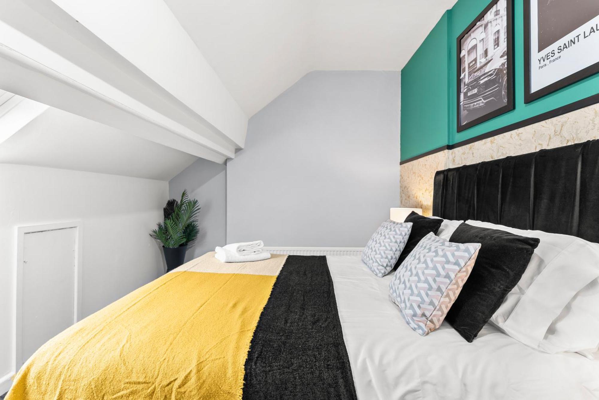 20 Percent Off! Stylish Sheffield Abode Sleeps 12 Διαμέρισμα Εξωτερικό φωτογραφία