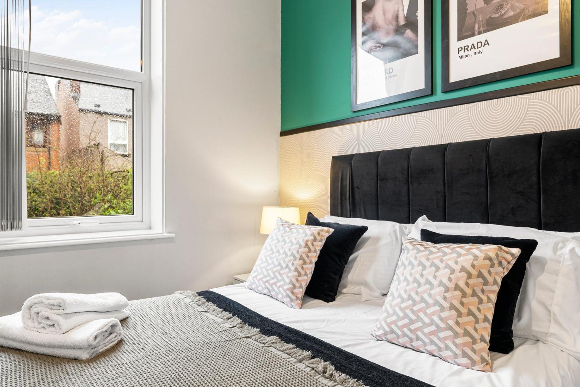 20 Percent Off! Stylish Sheffield Abode Sleeps 12 Διαμέρισμα Εξωτερικό φωτογραφία